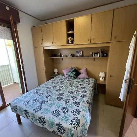 Apartment Spacious With Pool Access *