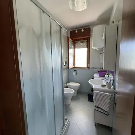 Spacious With Pool Access Apartment